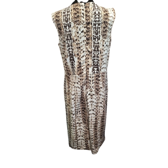 Dana Buchman Size 10Animal Print Brown and Cream Sleeveless Dress No Belt - Picture 5 of 11